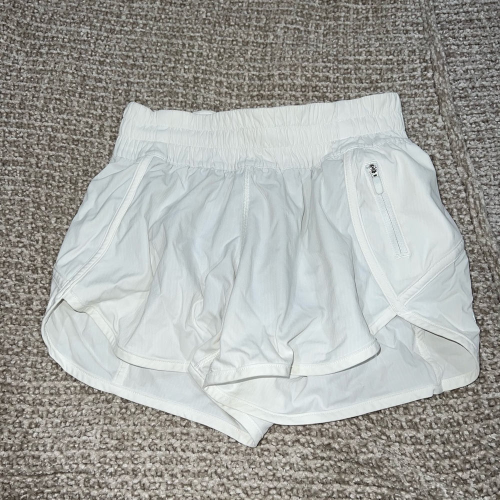 Lululemon Hotty Hot shorts